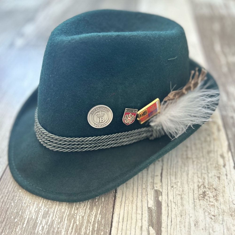 European Alpine Hat with Pins and Feather, Oktoberfest hat, 100% wool